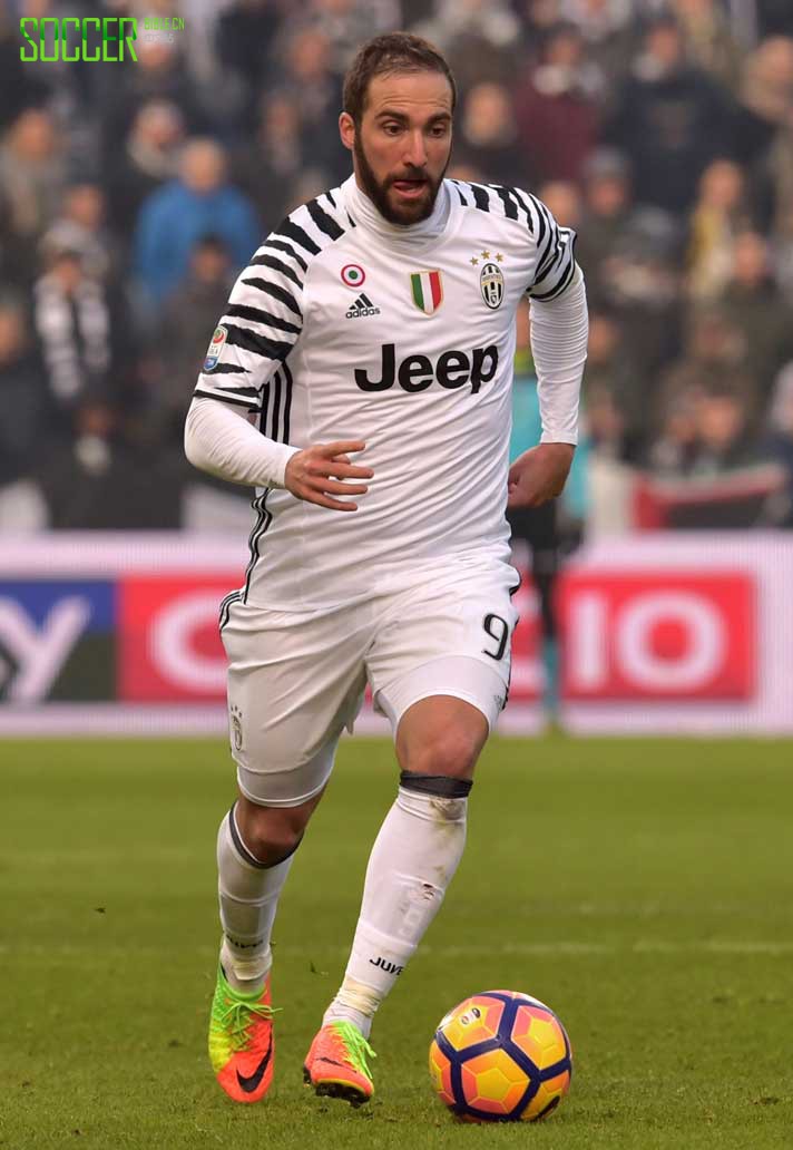 Gonzalo Higuaín (Juventus) Nike Hypervenom Phinish 3