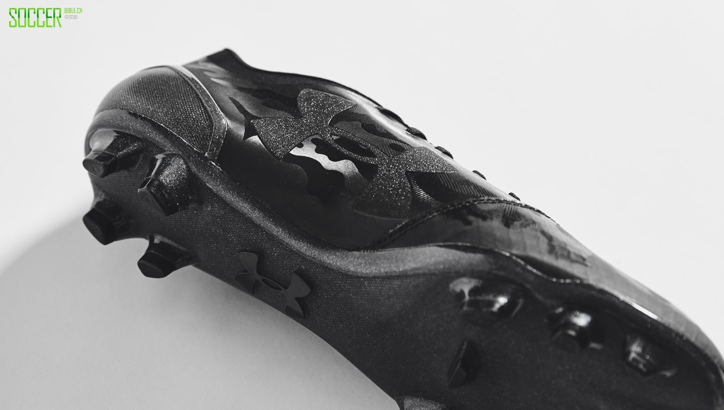 ua-spotlight-blk-6