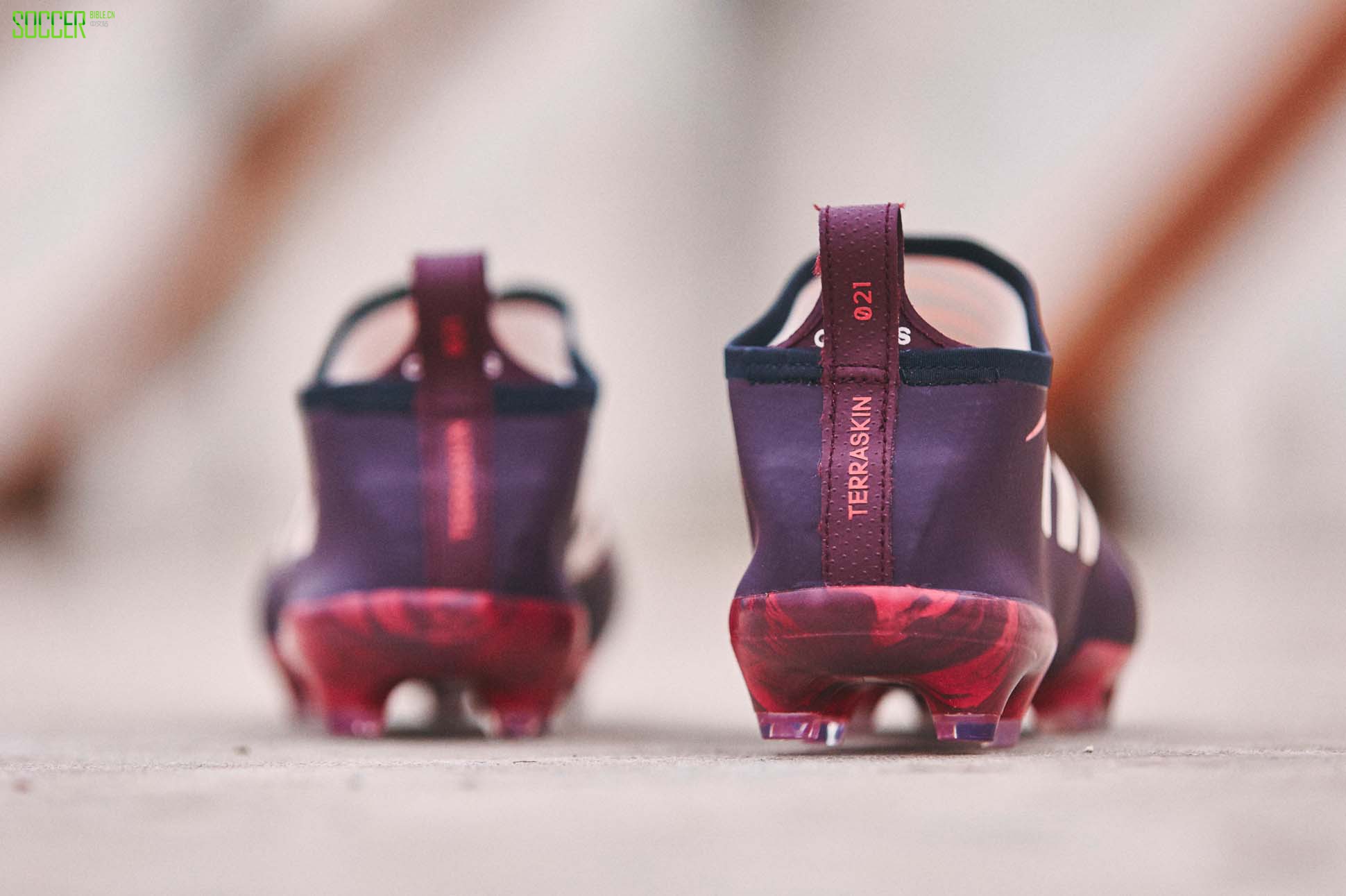 glitch-skin-purple-1