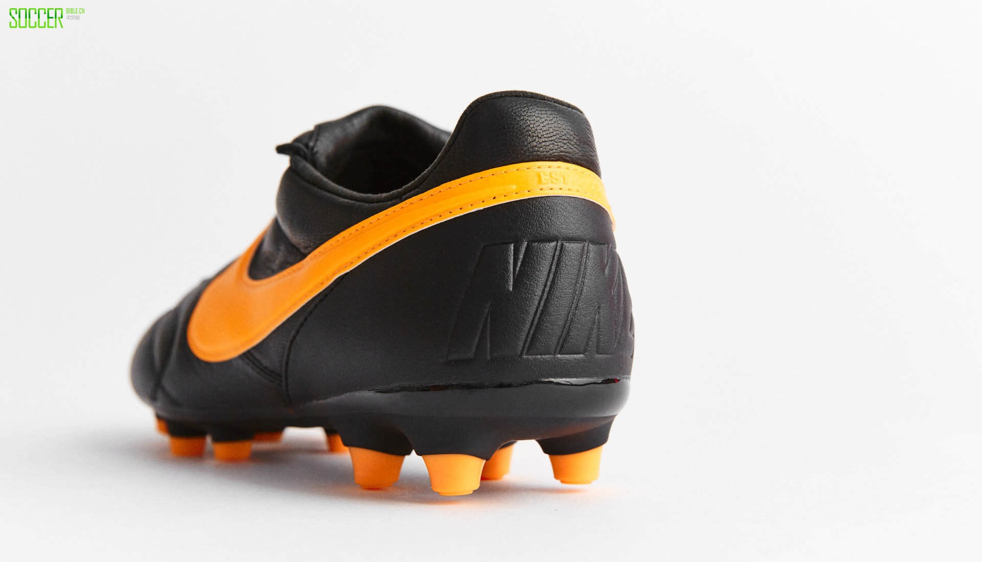 Nike Premier 2.0足球鞋发布新配色