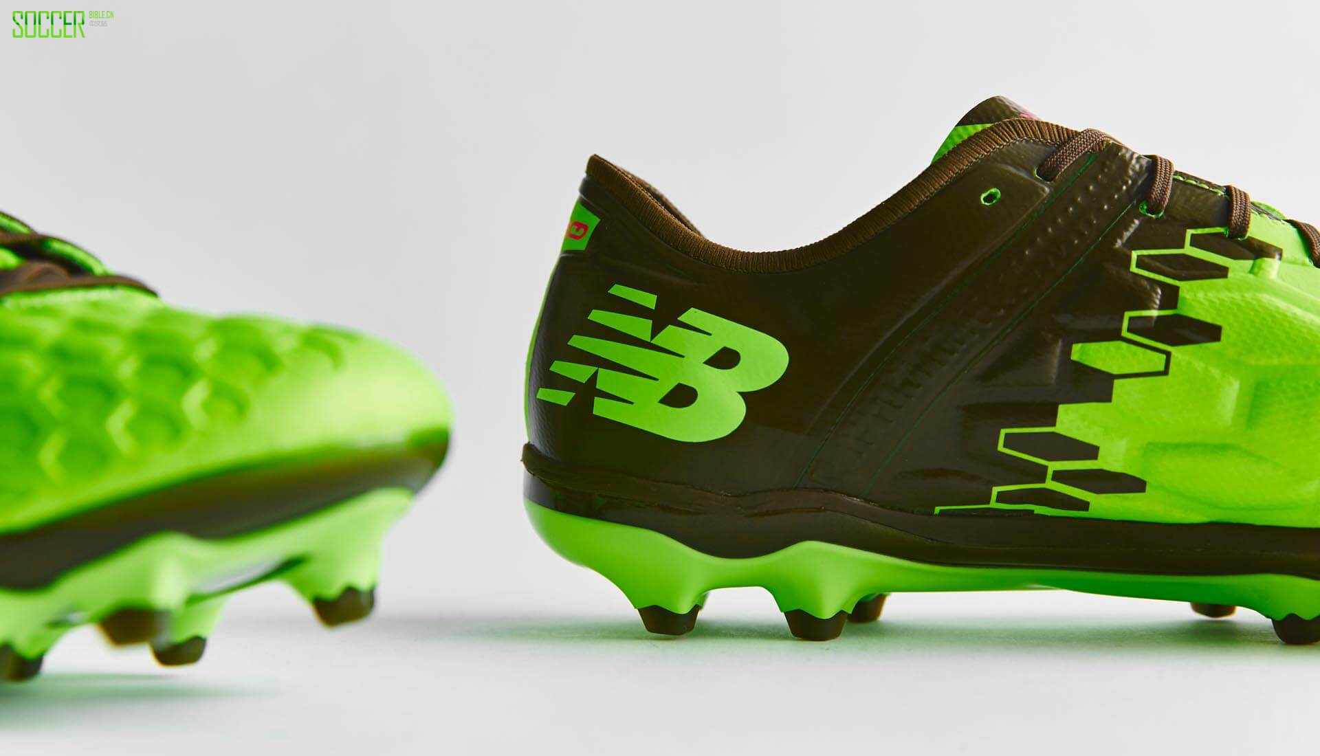 new-balance-visaro-2-boots-3