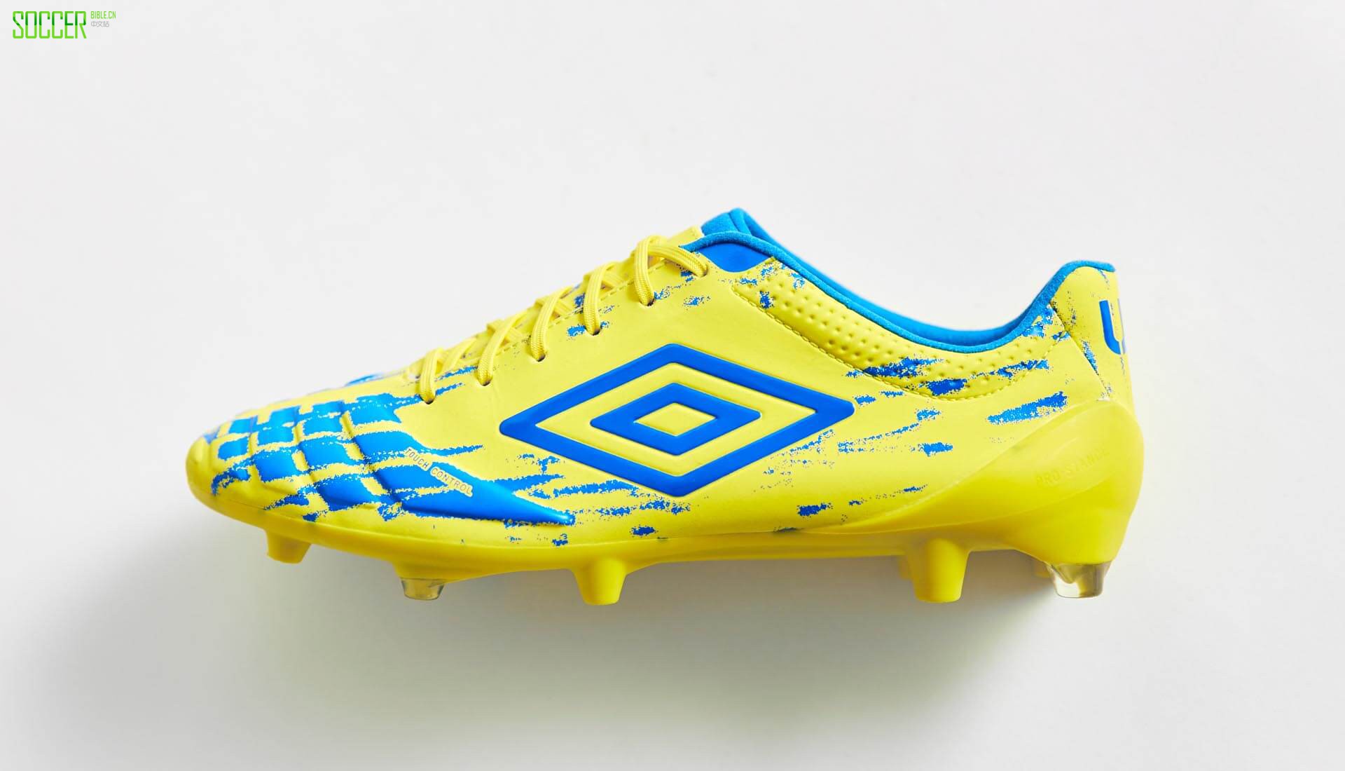 umbro-ux-accuro-yellow-4