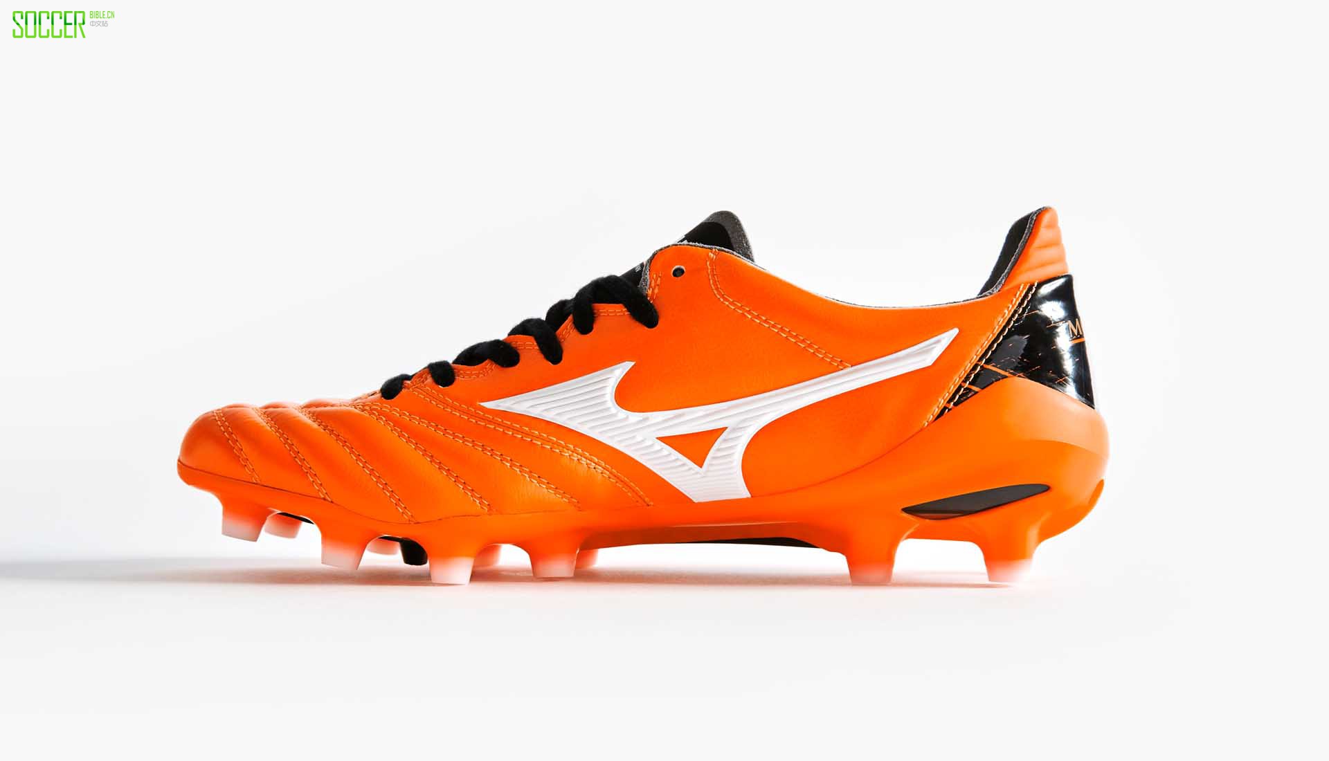 mizun-morelia-neo-orange-5