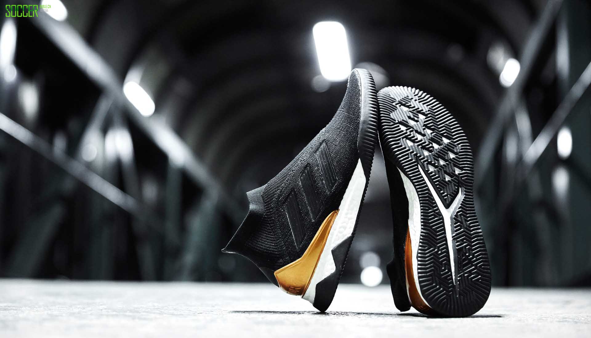 足球狗最爱潮物 阿迪达斯Predator Tango 18+ UltraBoost