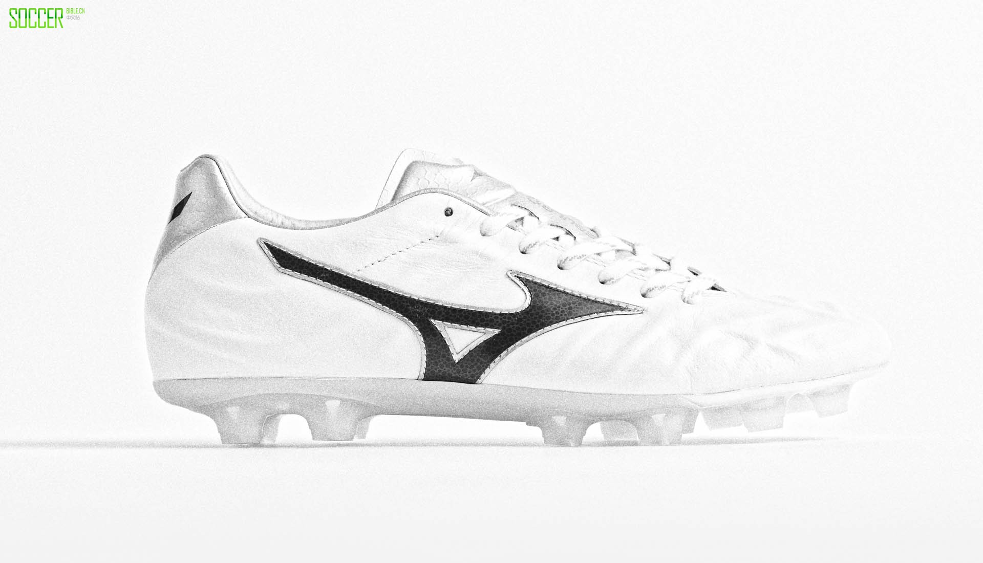 最优雅的袋鼠皮足球鞋 Mizuno发布Rebula V1 MIJ新配色