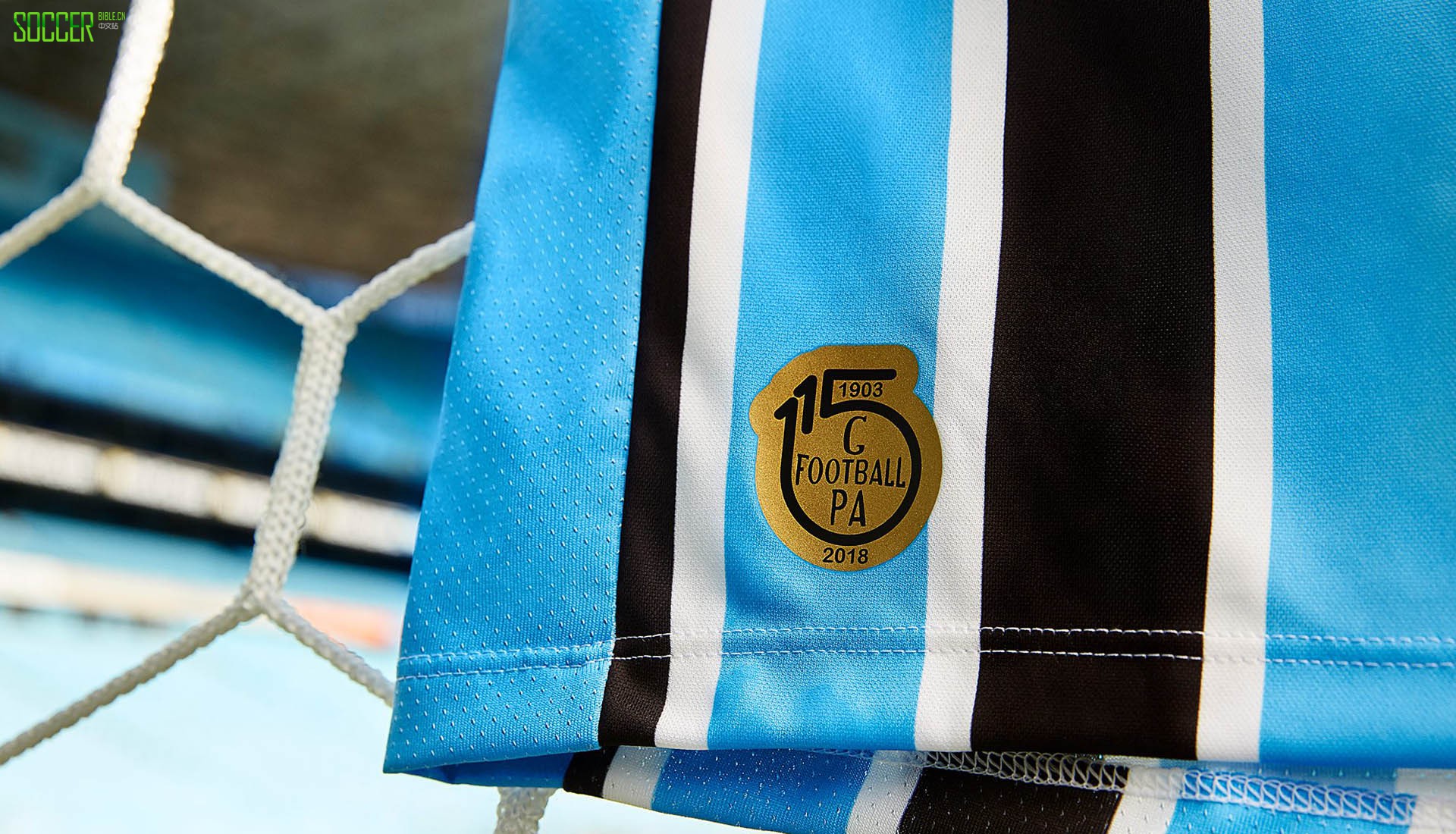 umbro-2018-brazil-kits-gremio_0001_gremio_4