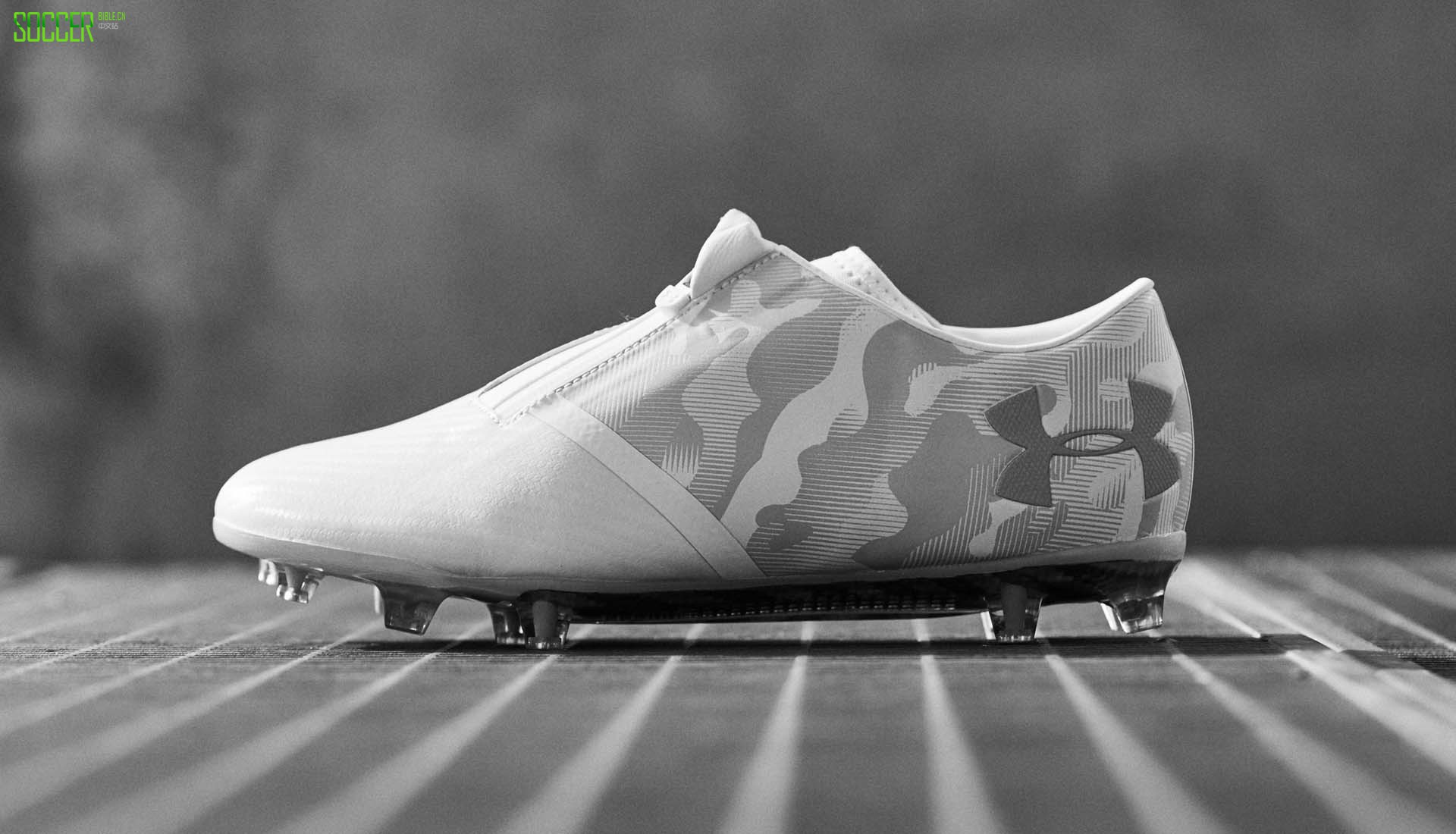 3-under-armour-spotlight-camo