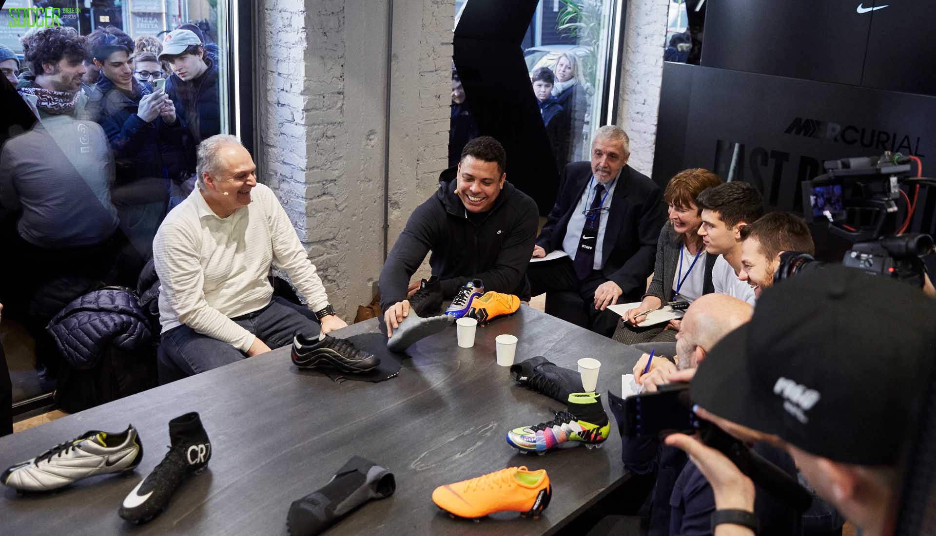 4-r9-nikelab-milan