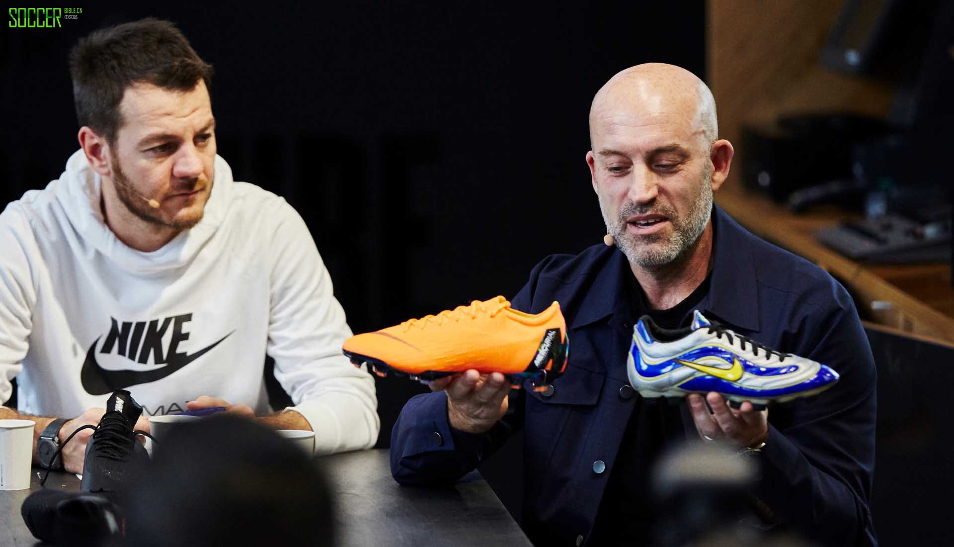 10-r9-nikelab-milan