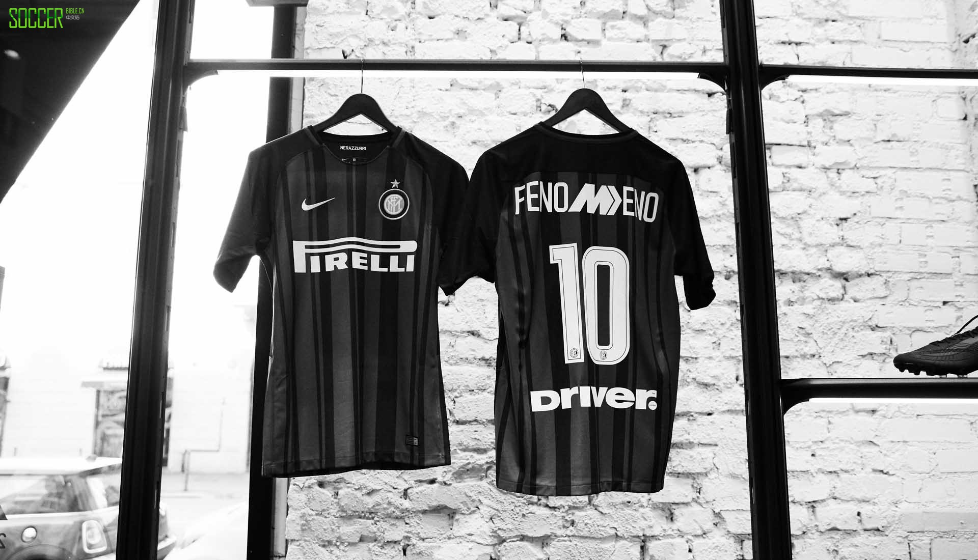 13-r9-nikelab-milan (1)