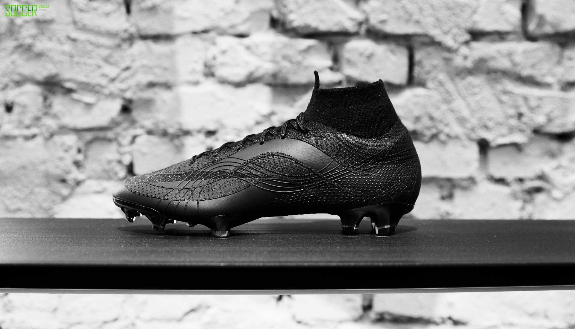 14-r9-nikelab-milan