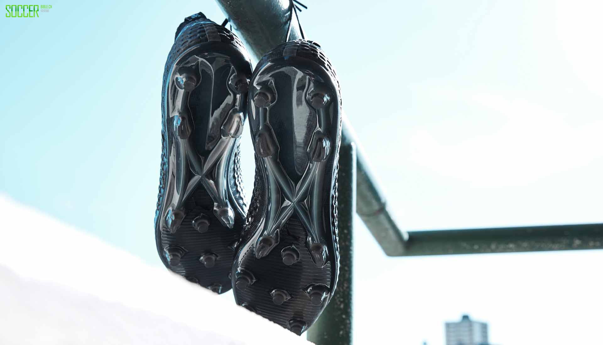 puma-future-blackout-3