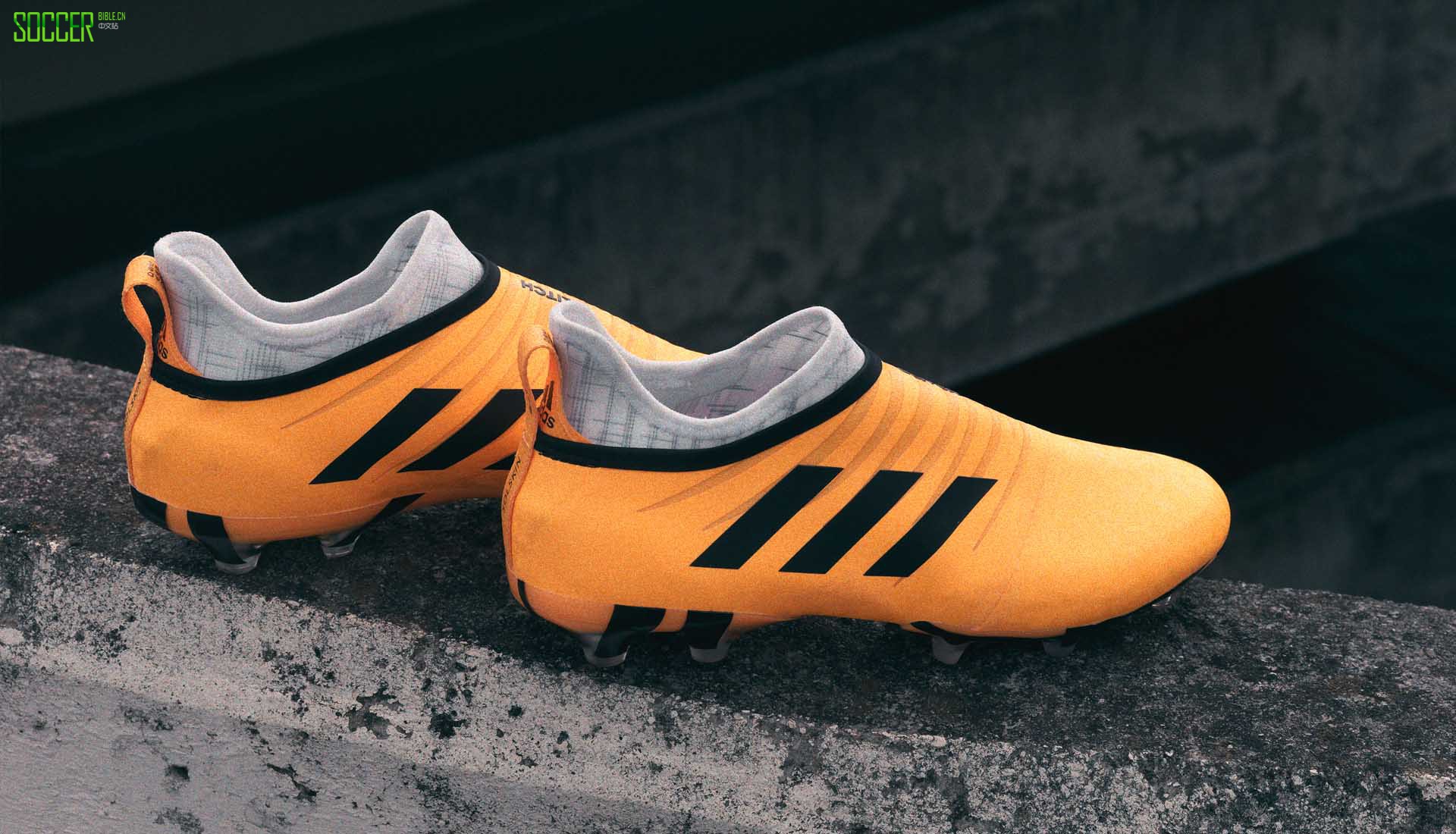adidasƳGlitch 18ɫװ