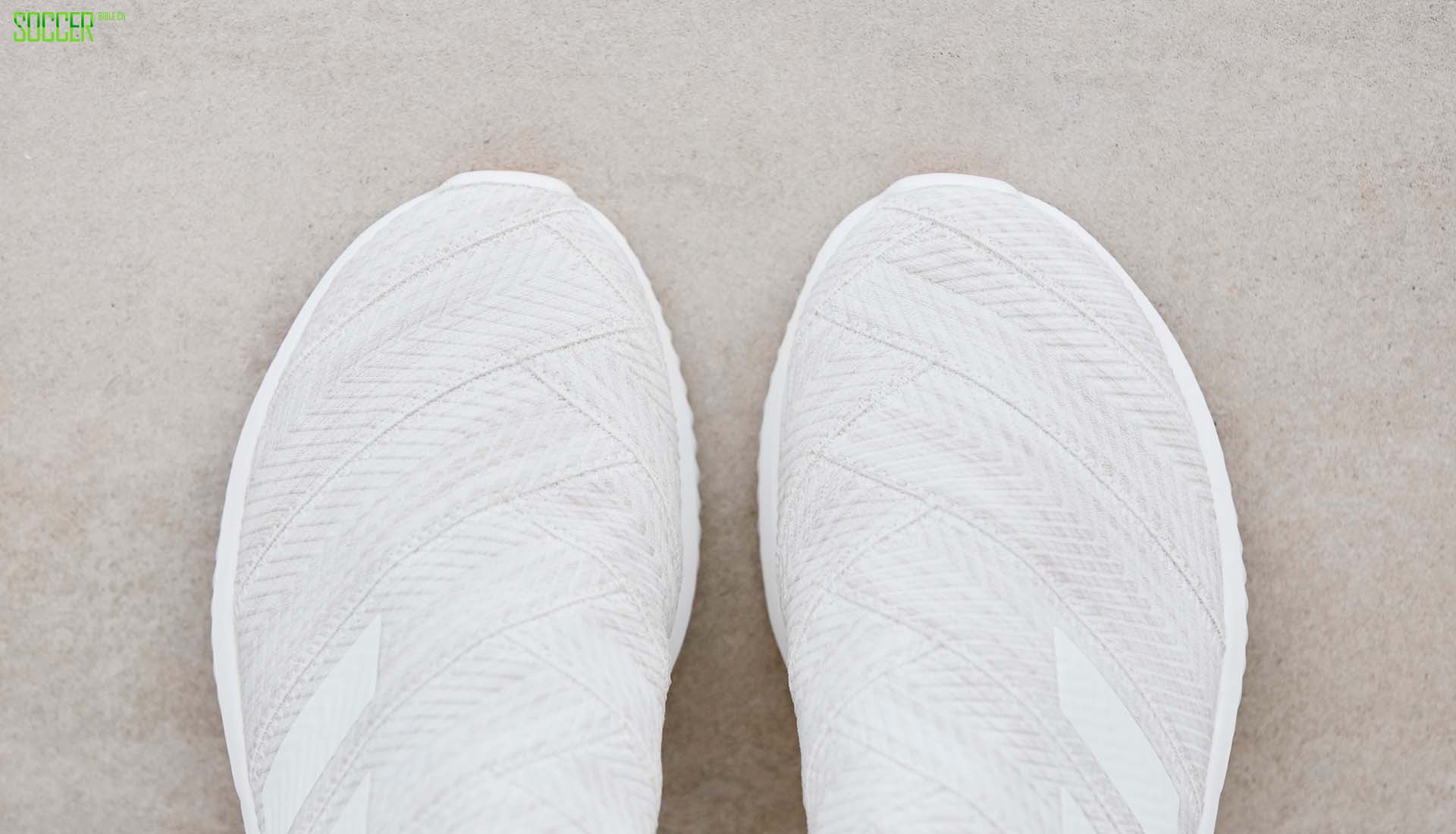 ϴ˹Nemeziz Tango 18+ װסɫ