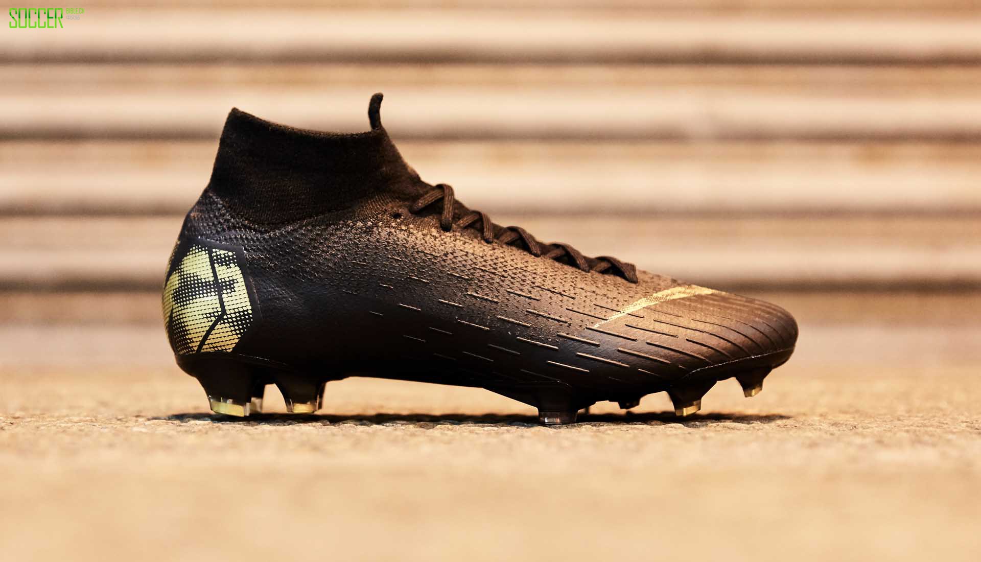 5-nike-black-lux-pack-min
