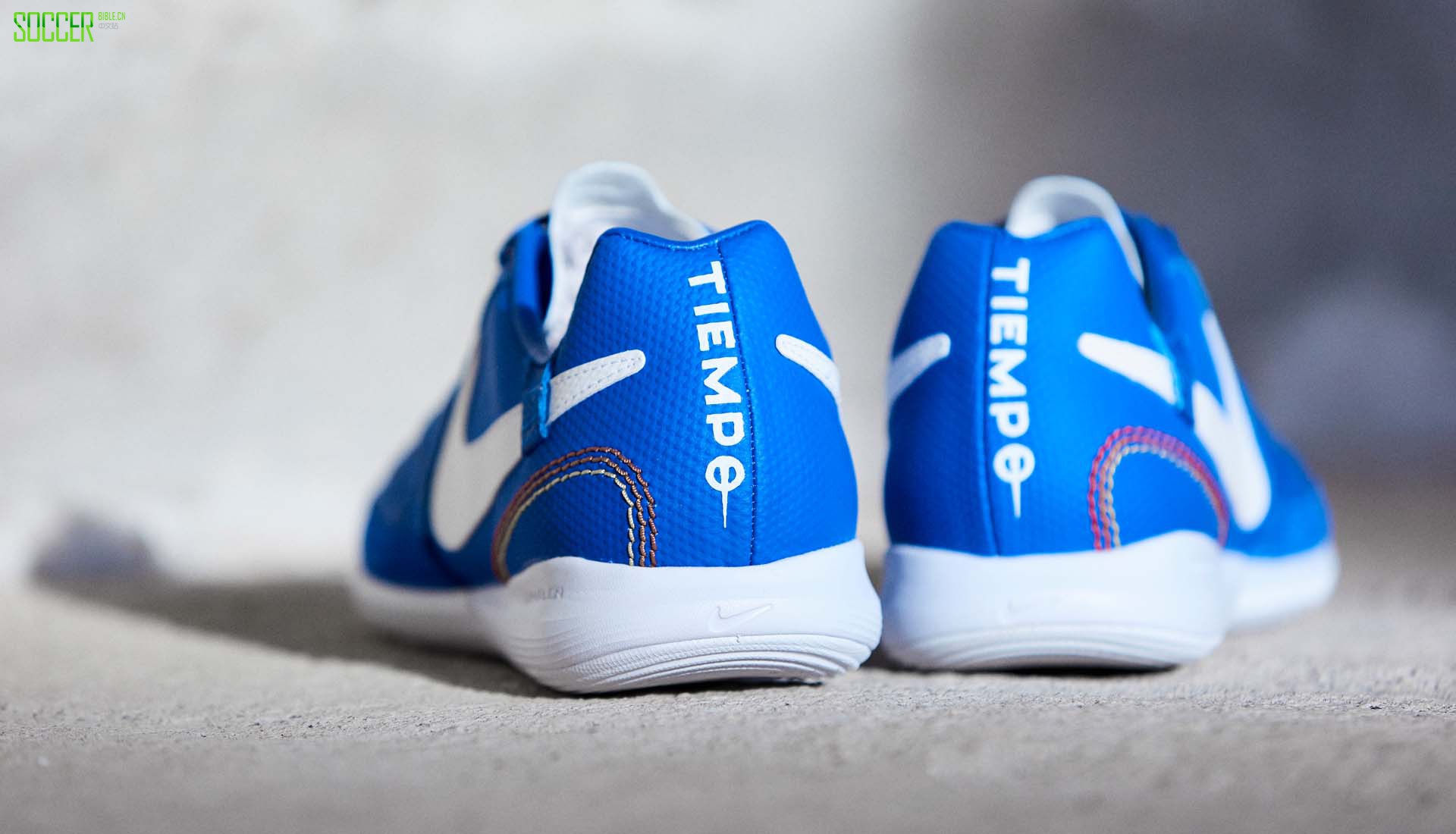 耐克发布R10 Tiempo Lunar Legend VII