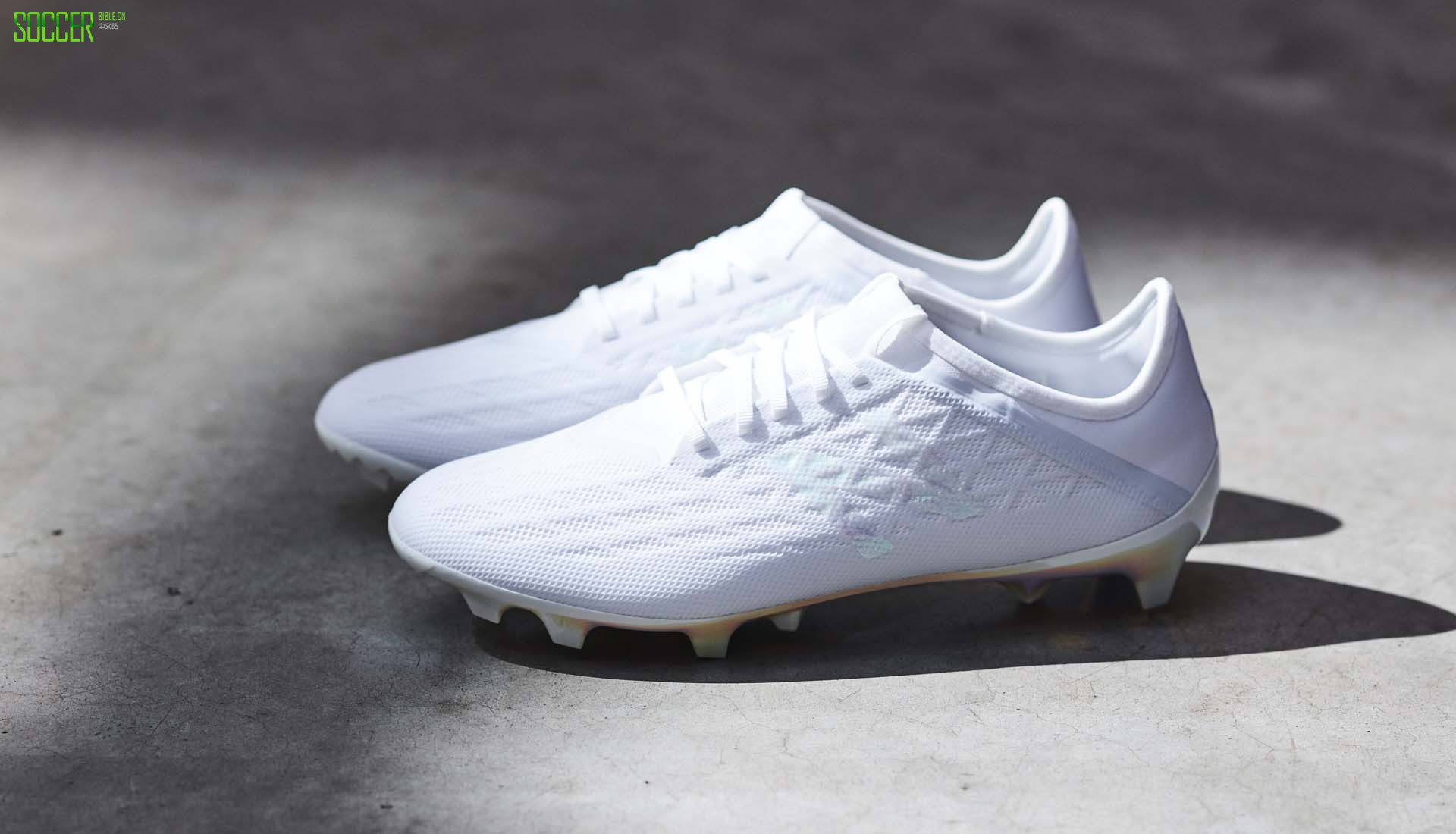 3-new-balance-space-boots