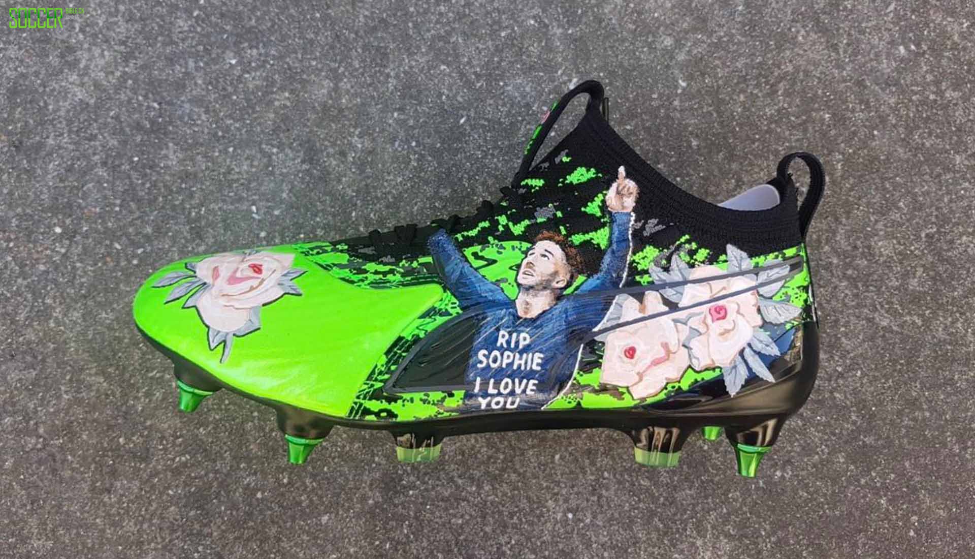 詹姆斯·麦迪森展示即将亮相欧洲U-21的定制PUMA ONE足球鞋
