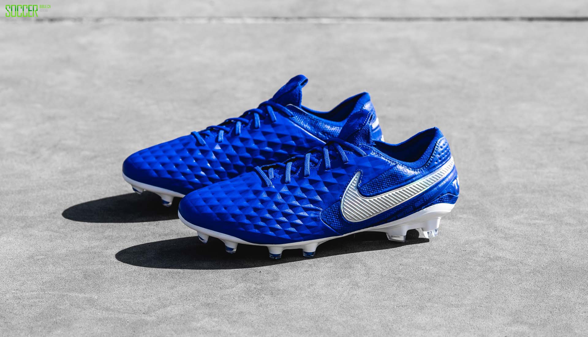 2-nike-tiempo-8-new-lights-min