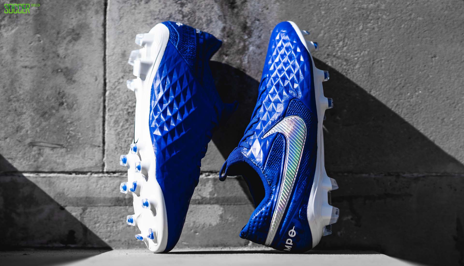 5-nike-tiempo-8-new-lights-min
