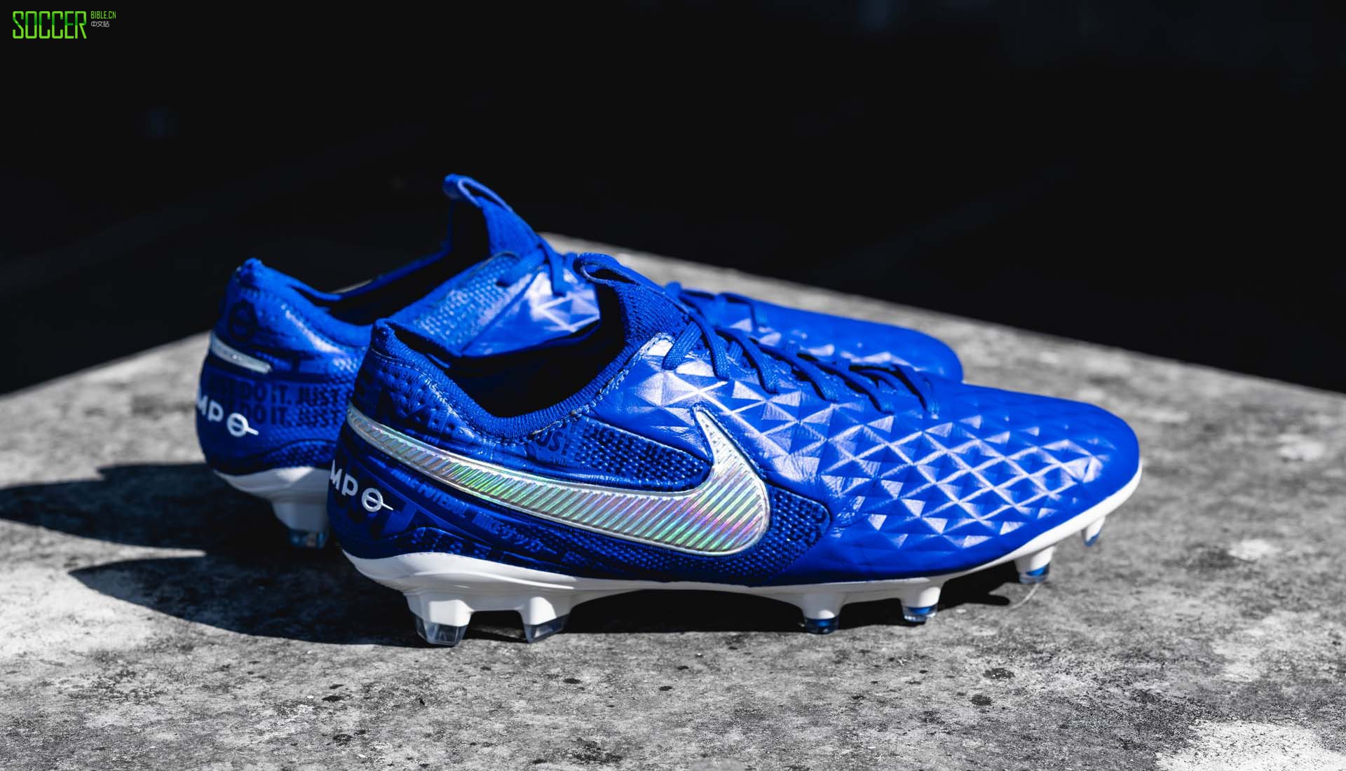 11-nike-tiempo-8-new-lights-min