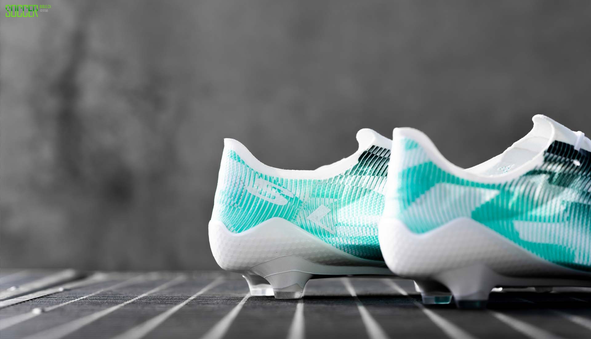 PUMAUltra SL 21